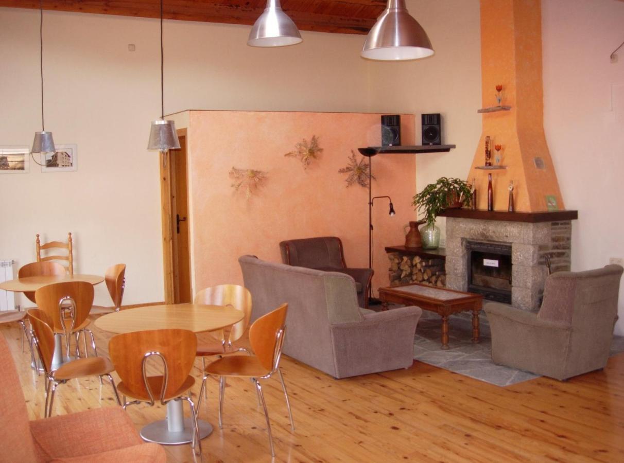 Hostal Pas De La Pera Aransá Exteriör bild