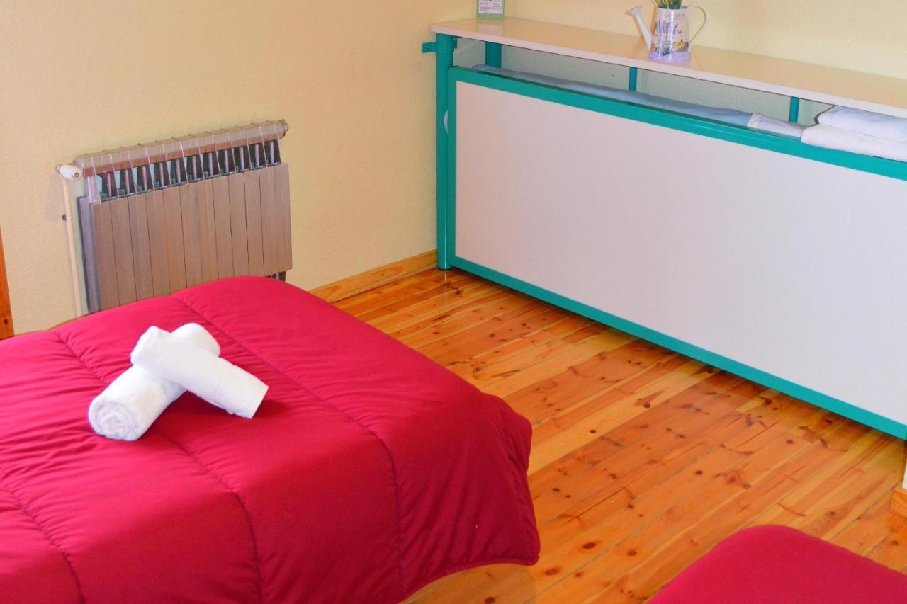 Hostal Pas De La Pera Aransá Exteriör bild