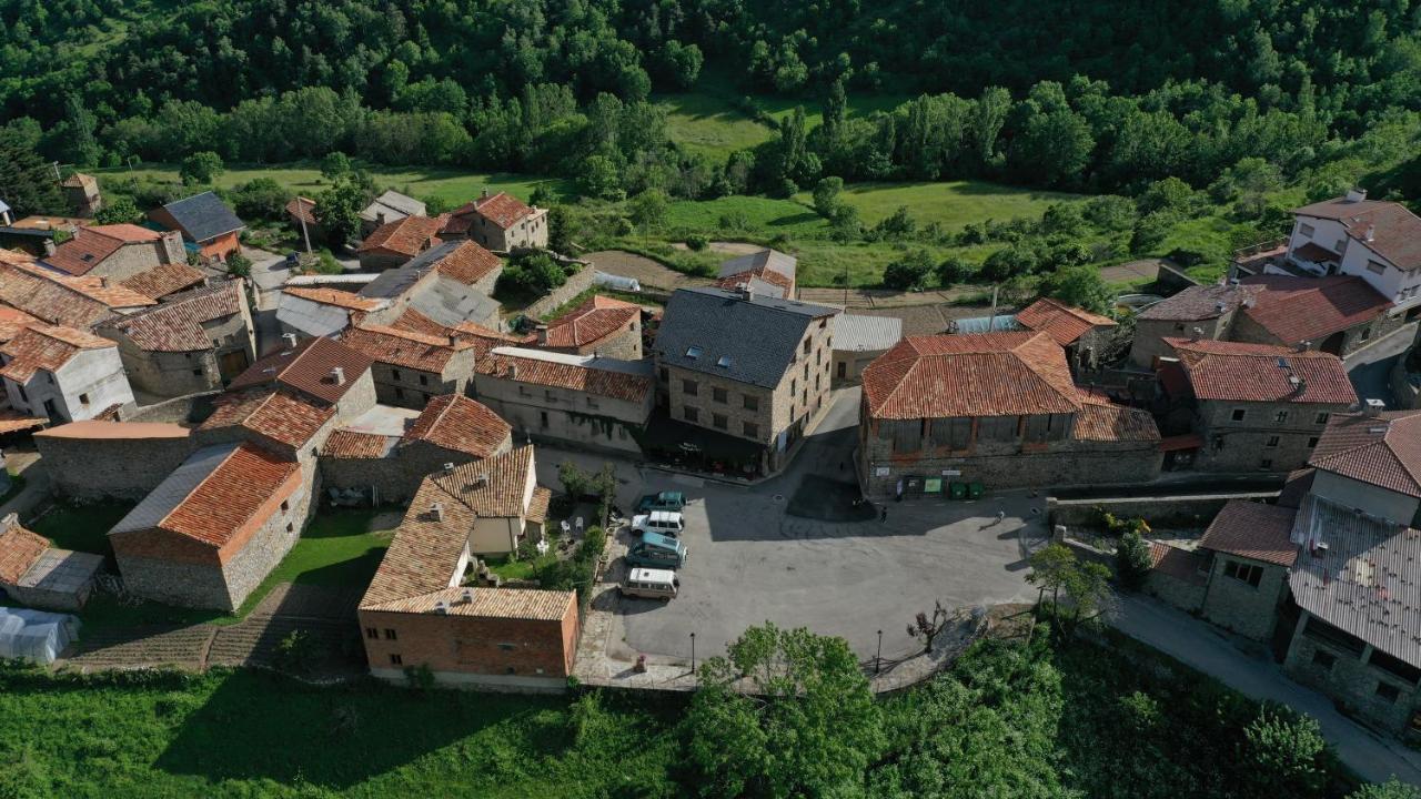 Hostal Pas De La Pera Aransá Exteriör bild